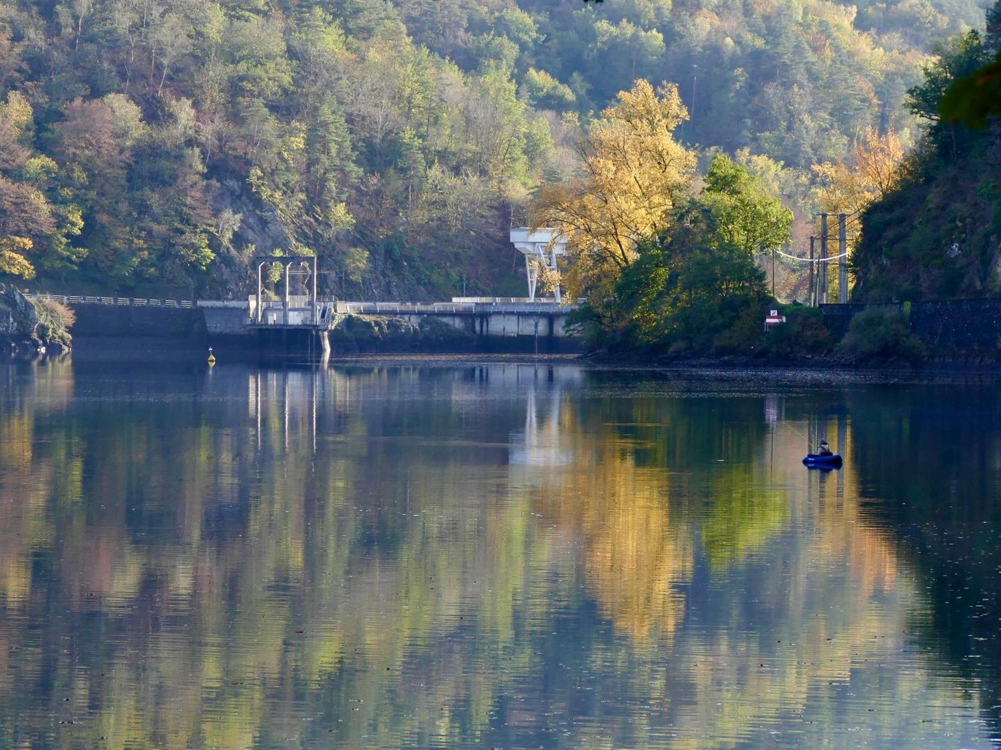 *A Setting Between Dordogne And Swimming Pool* Apartment Argentat Bagian luar foto